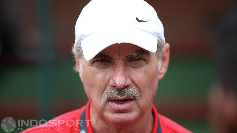 Pelatih%20Timnas%20Senior%20Indonesia%2C%20Alfred%20Riedl.