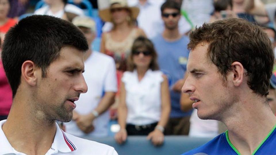 Novak Djokovic dan Andy Murray, dua bintang tenis yang pernah merasakan menduduki peringkat nomor satu dunia. - INDOSPORT