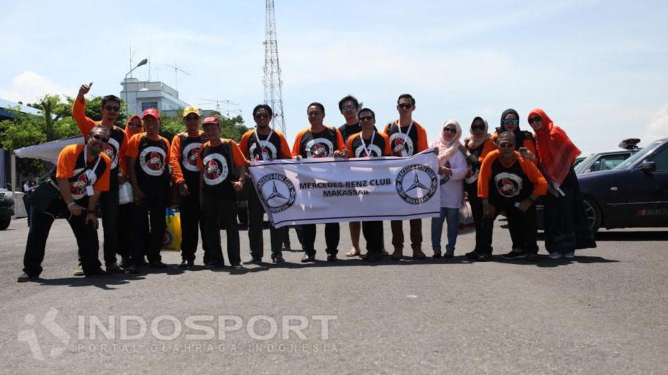 Jambore nasional ke-11 Komunitas otomotif, Mercedes-Benz Club INA di kawasan Pangkalan TNI Armada Timur Tanjung Perak, Surabaya.