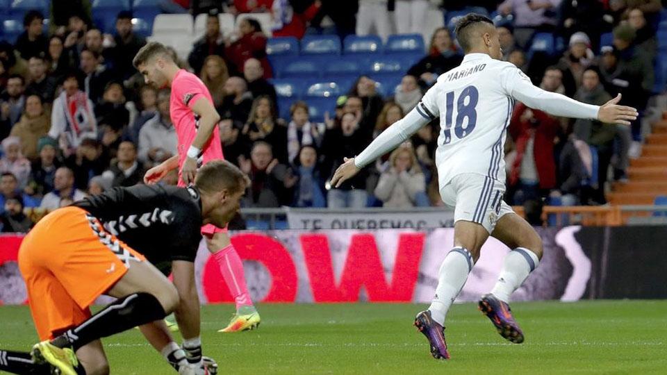 Mariano Diaz Mejia selebrasi usai jebol gawang Cultural Leonesa. Copyright: INTERNET