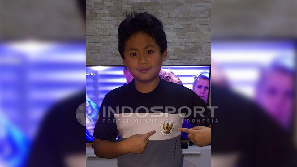 Richie Risnal terus tekun berlatih untuk bisa bersaing dalam iklim sepakbola di Belanda. - INDOSPORT