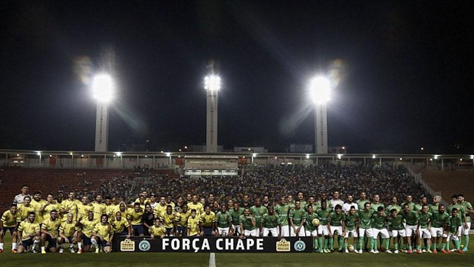 Laga amal di Brasil untuk tragedi pesawat Chapecoense. - INDOSPORT