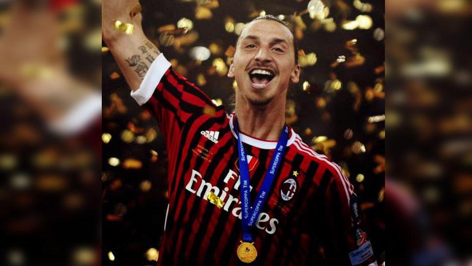 Zlatan Ibrahimovic ketika masih memperkuat AC Milan. Copyright: INTERNET