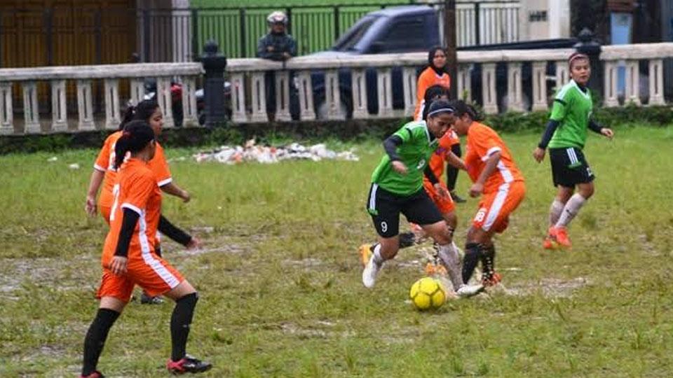 Turnamen sepakbola wanita Bengawan cup II 2016 Copyright: Istimewa