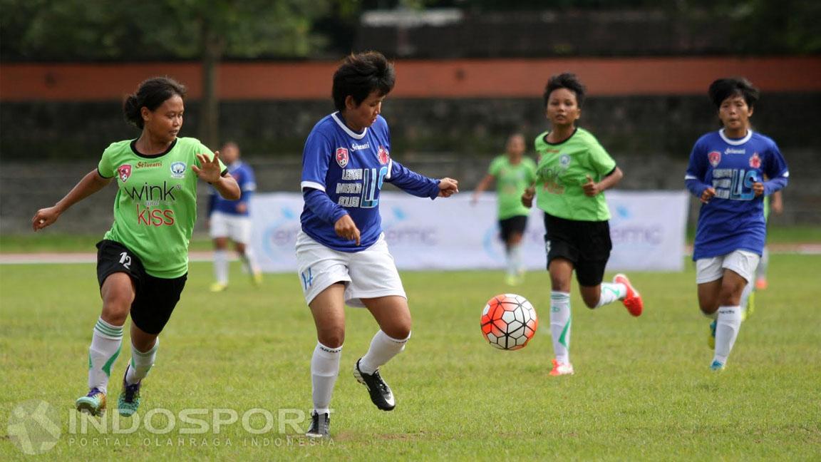 Surakarta vs Mataram - Bengawan Cup II 2016 Copyright: Zainal Hasan/Indosport