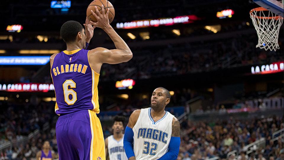 Bintang%20muda%20Los%20Angeles%20Lakers%2C%20Jordan%20Clarkson%20ketika%20melawan%20Orlando%20Magic.