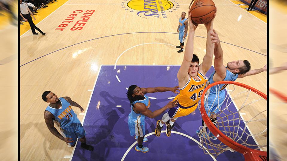 Denver Nuggets vs Los Angeles Lakers Copyright: Andrew D. Bernstein/NBAE via Getty Images
