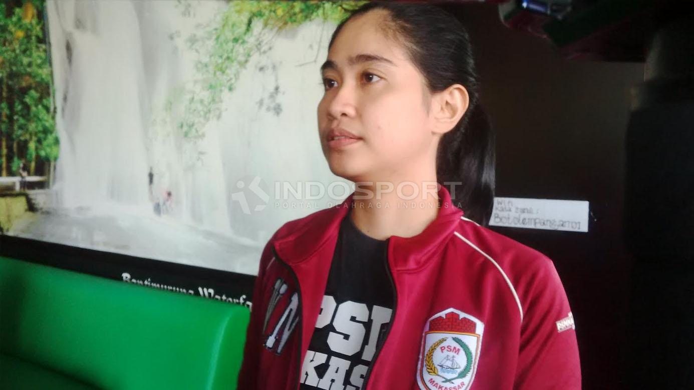 Andi Widya Syadzwina Media officer PSM Makassar. Copyright: Muhammad Nur basri/Indosport