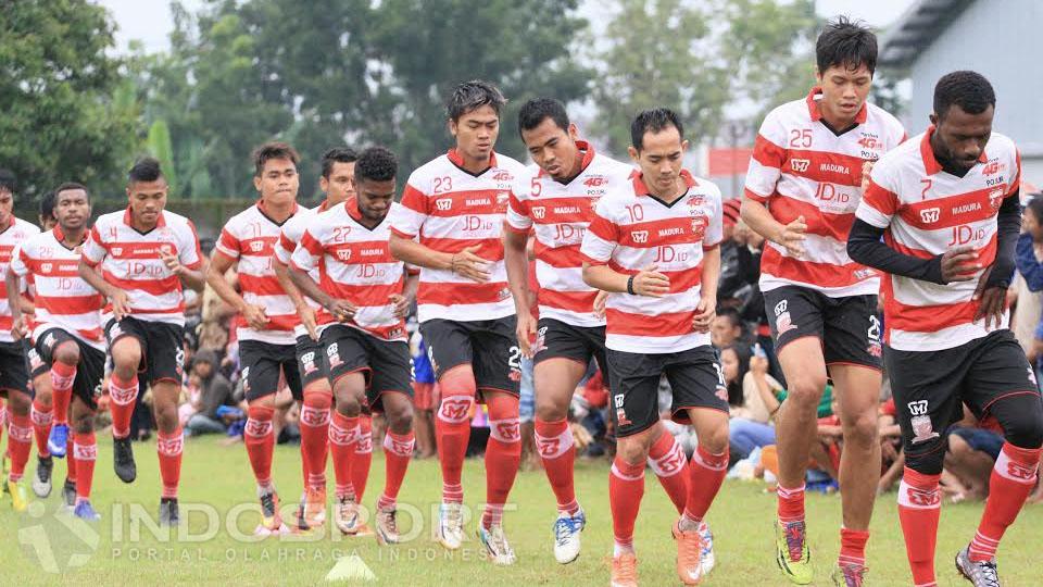 Rishadi Fauzi, Rossi Noprihanis, Fandi Eko Utomo Greg Nwokolo, Luis Carlos Junior, Bayu Gatra Sanggiawan. Copyright: Ian Setiawan/INDOSPORT