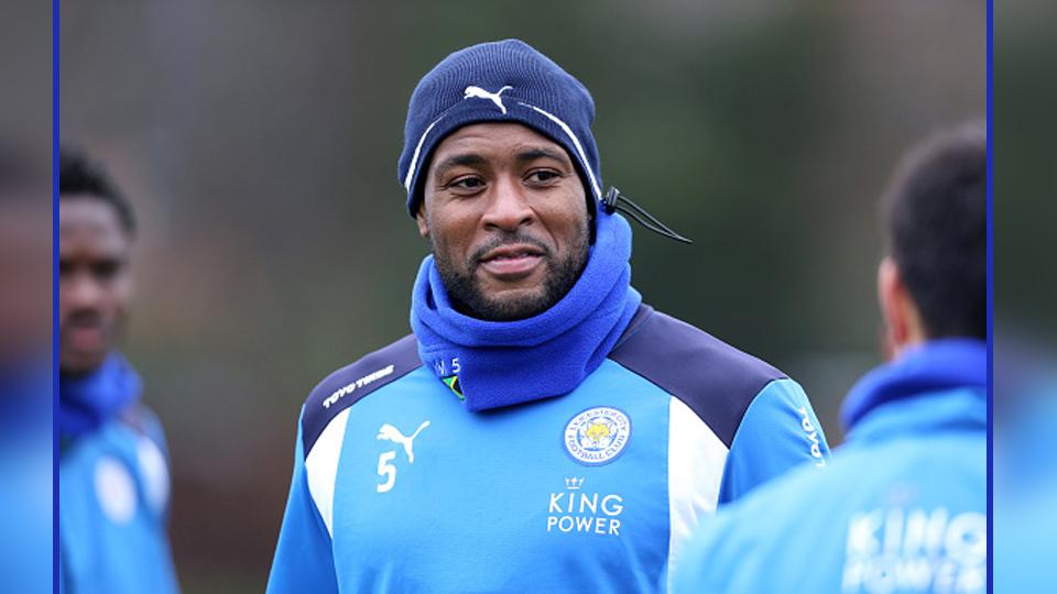 Wes%20Morgan%2C%20bek%20tengah%20sekaligus%20kapten%20Leicester%20City.