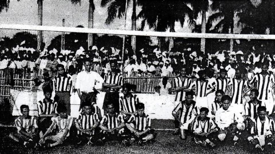 Pada Hari Raya Imlek tahun ini, ada baiknya jika kita mengetahui tentang jejak Tionghoa di persepakbolaan Indonesia.