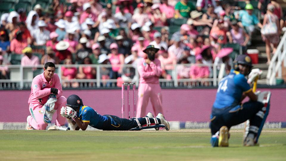 Pertandingan-pertandingan seru liga kriket di India dapat ditonton secara lansung via link live streaming di Vidio.