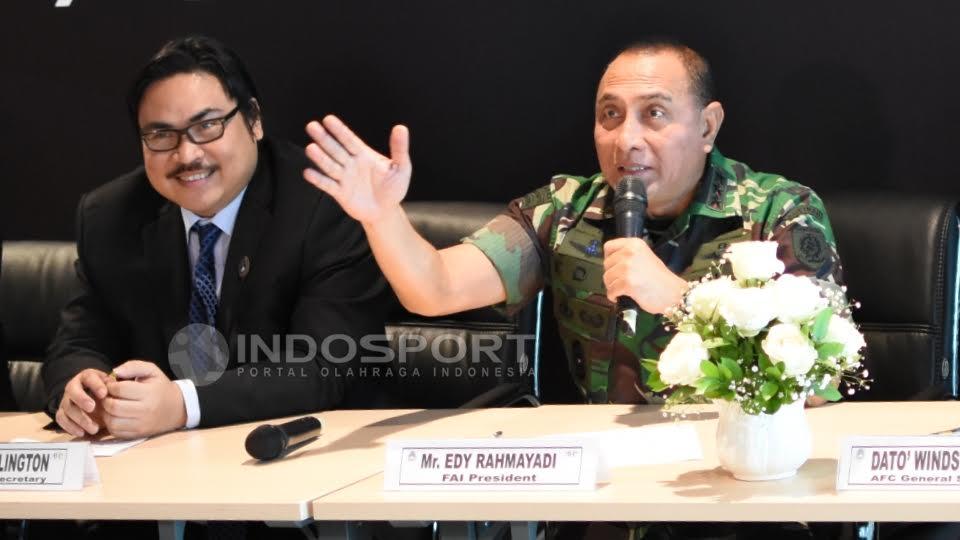 Wakil Sekjen PSSI, Ade Wellington dan Ketua Umum PSSI Edy Rahmayadi. Copyright: Herry Ibrahim/INDOSPORT