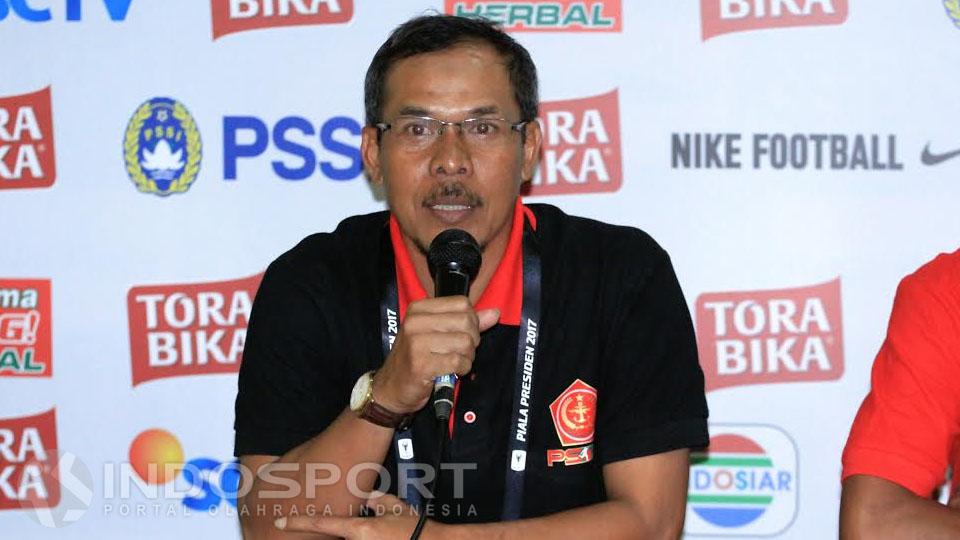 Pelatih PS TNI, Mustaqim. Copyright: Ian Setiawan/INDOSPORT