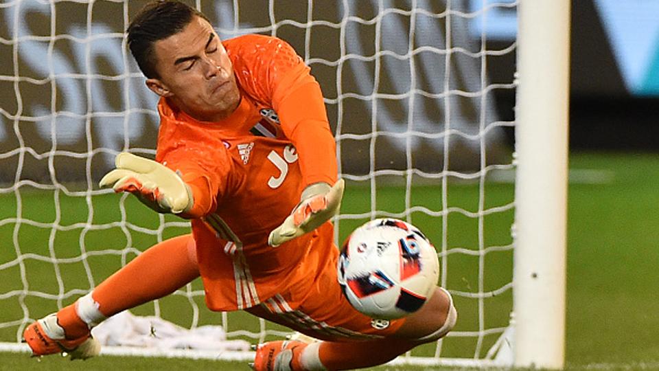 Penjaga gawang Juventus, Emil Audero Mulyadi. Copyright: PAUL CROCK/AFP/Getty Images