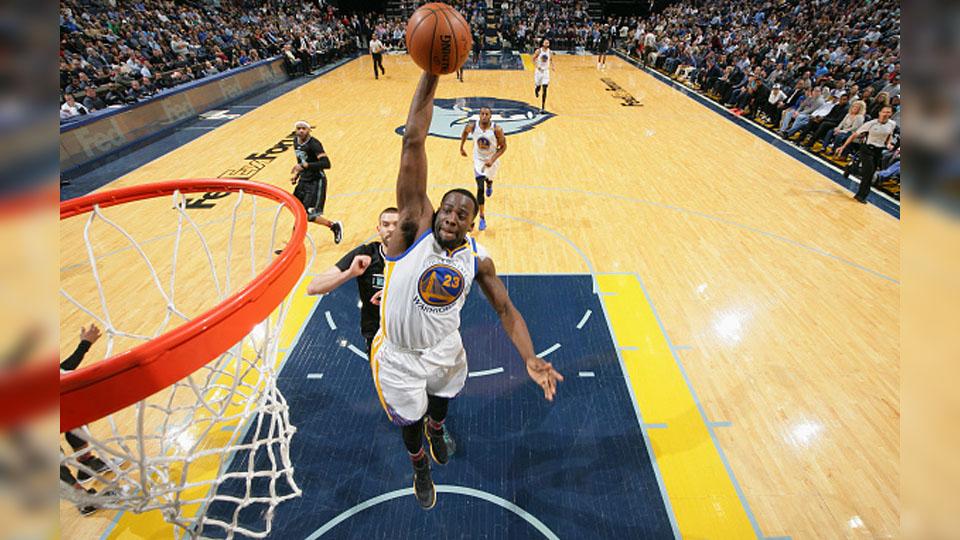 Pebasket Golden State Warriors, Draymond Green, mendapat pujian usai timnya menang beruntun di NBA.