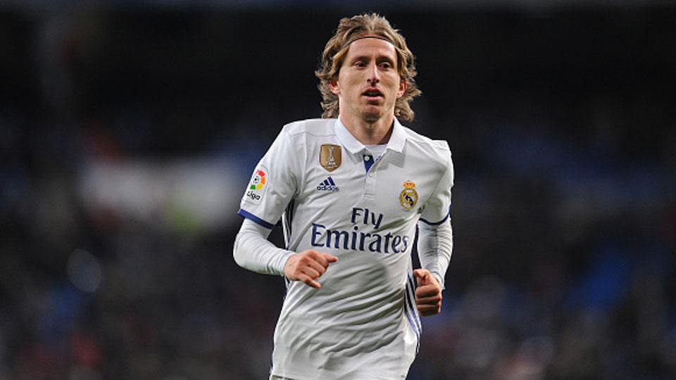 Luka Modric pada laga saat melawan Celta Vigo. Copyright: Denis Doyle/Getty Images