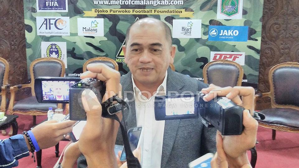 Raja Isa mengaku mencari tantangan lain bersama Persekam Metro FC. - INDOSPORT