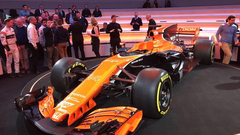 Tampil baru mobil Formula 1 McLaren.