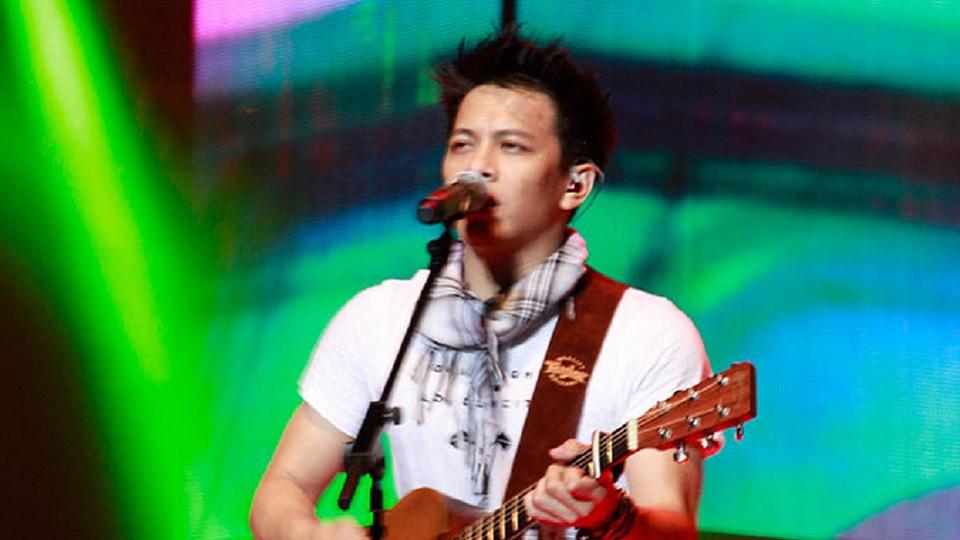 Ariel Noah atau Nazril Irham pernah merasakan sengitnya berkompetisi di ajang Pekan Olahraga Nasional 1996 sebagai atlet Hockey