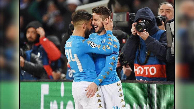 Dries Mertens melakukan selebrasi setelah membobol gawang Real Madrid. Copyright: Francesco Pecoraro/Getty Images