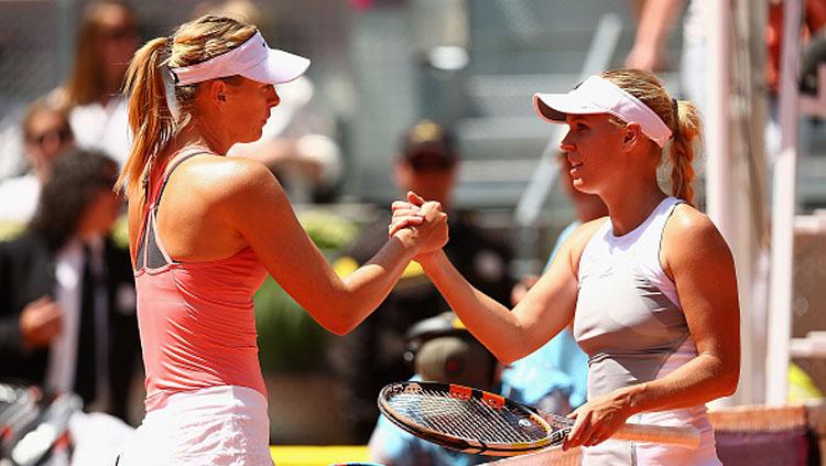 Maria Sharapova (kiri) dan Caroline Wozniacki. - INDOSPORT