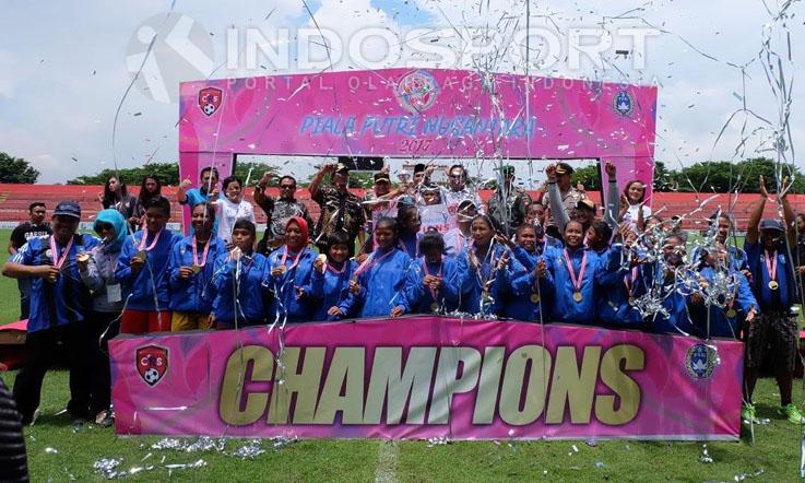 Tim Bangka Belitung merayakan kemenangan setelah menjuarai Piala Nusantara 2017. - INDOSPORT