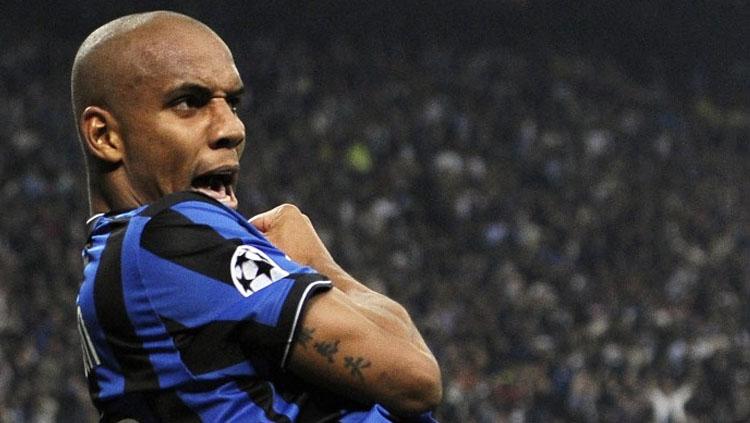 Douglas Maicon berhasil mencetak gol cantik 10 tahun yang lalu.