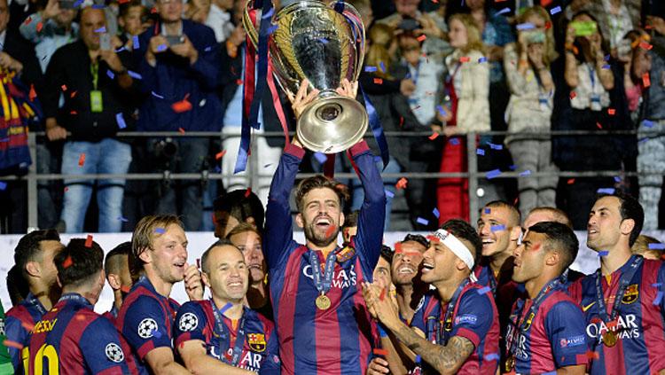 Selebrasi pemain Barcelona saat juara Liga Champions. Copyright: Bob Thomas/Popperfoto/Getty Images