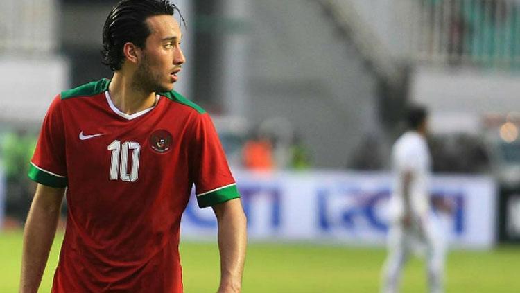 Ezra Walian saat melawan Myanmar di Stadion Pakansari. Copyright: Instagram Ezra Walian