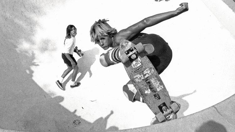 Pemain Skateboard, Jay Adams. - INDOSPORT