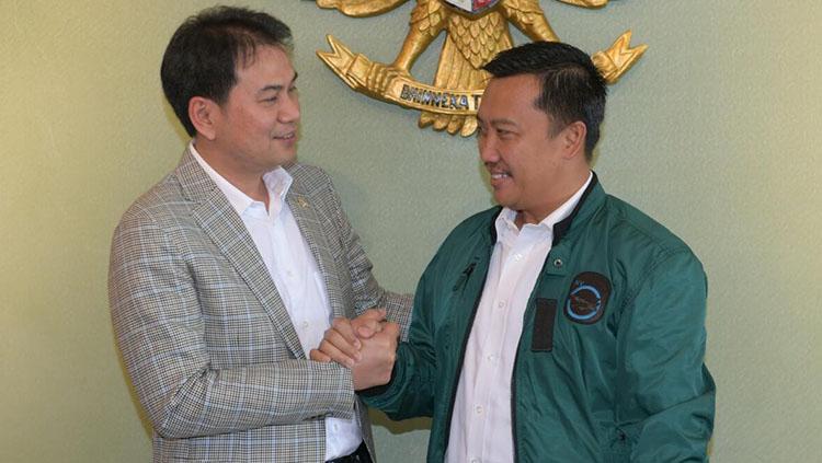 Imam%20Nahrawi%20%28kanan%29%20dan%20Aziz%20Syamsudin