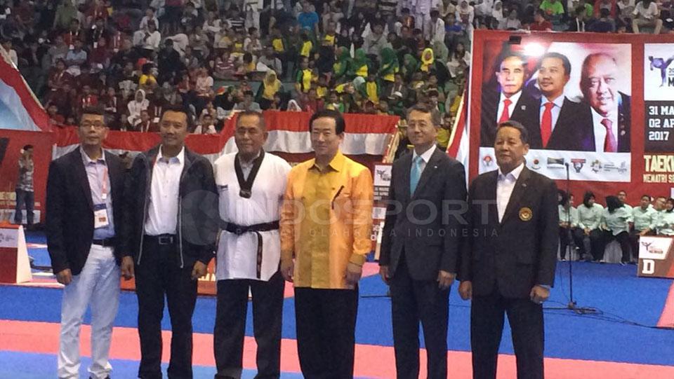 Pembukaan Turnamen Taekwondo Nasional. - INDOSPORT