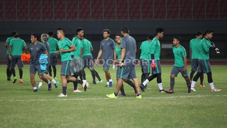 Situasi latihan Timnas Indonesia U-22 jalani latihan di Stadion Patriot, Bekasi.