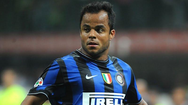 Mantan pemain Inter Milan, Alessandro Mancini, selangkah lagi bakal kembali ke Italia dengan melatih klub Serie D, Foggia.