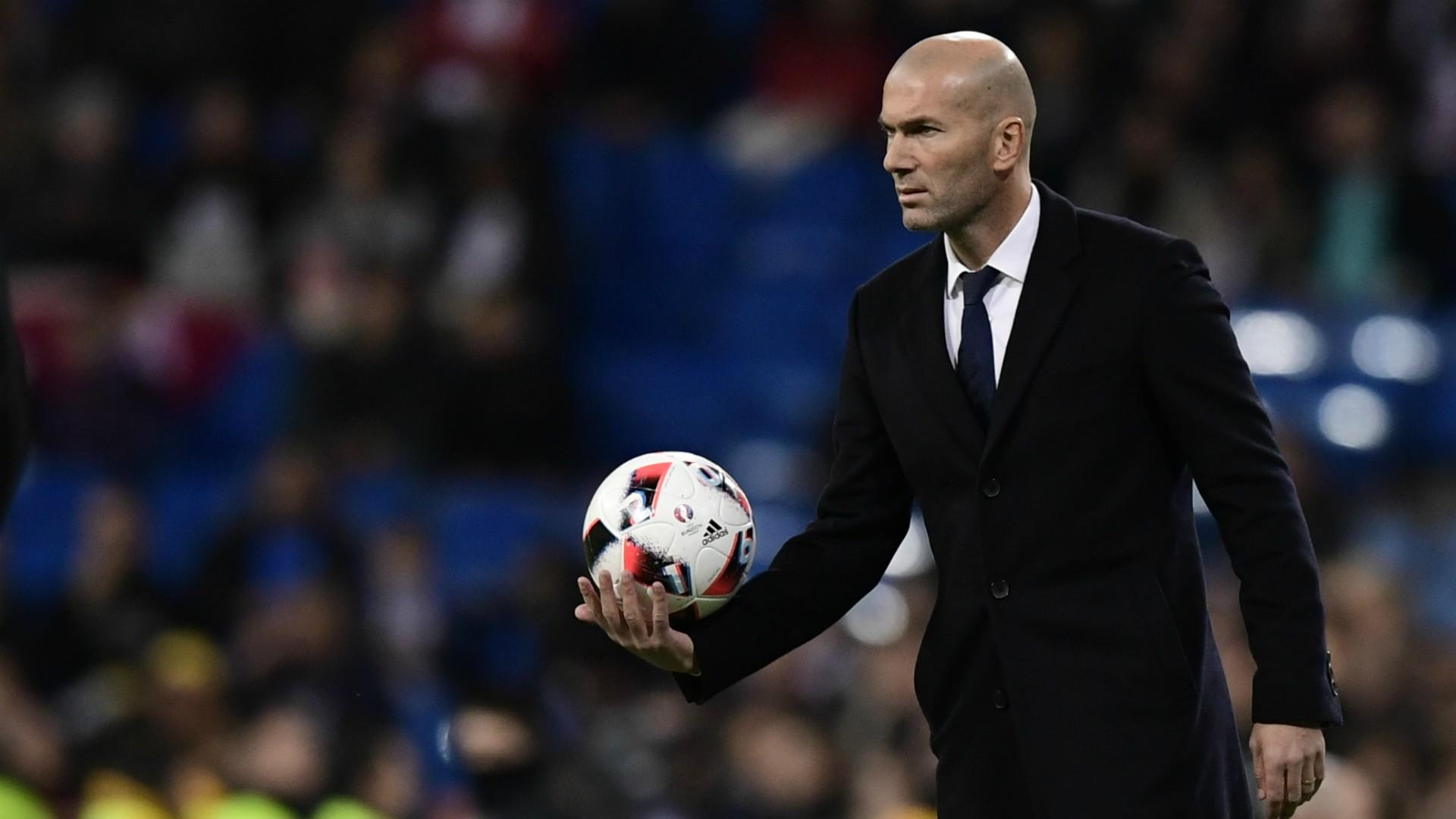 Pelatih Real Madrid, Zinedine Zidane. Copyright: Goal.com