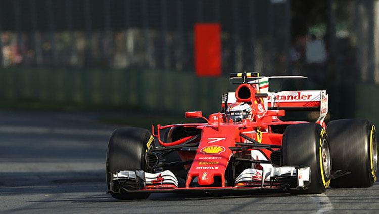 Kimi Raikkonen saat dalam lintasan balap.