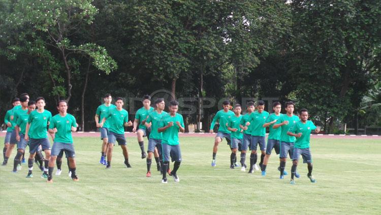 14 pemain dari luar negeri yang penuhi undangan seleksi Timnas U-19 Copyright: Herry Ibrahim/INDOSPORT