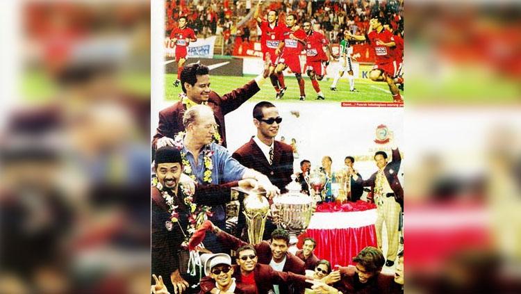 PSM Makassar juara Liga Indonesia Bank Mandiri 1999 – 2000. Copyright: artanation.blogspot