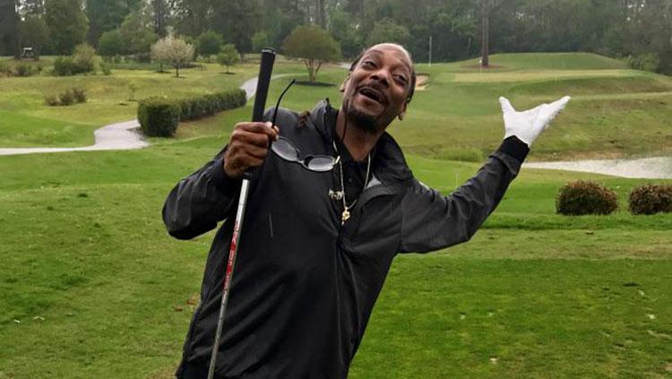 Rapper%20asal%20Amerika%20Serikat%2C%20Snoop%20Dogg.