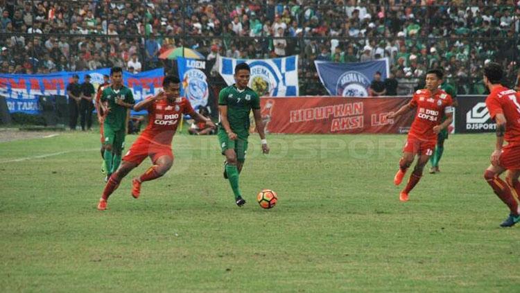 Situasi pertandingan PSMS Medan melawan Arema FC. Copyright: Kesuma Ramadhan/INDOSPORT