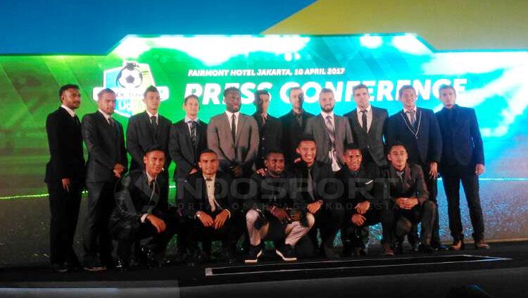 Sesi foto peluncuran Gojek Traveloka Liga 1. Copyright: Zainal Hasan/INDOSPORT