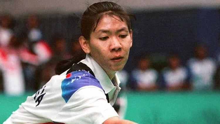 Susy Susanti pada laga Olimpiade semifinal melawan Korea Selatan Bang Soo-Hyun pada (30 Juli 1992). Copyright: AFP-IOP/AFP/Getty Images