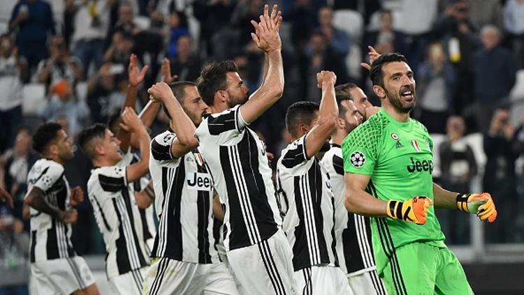Juventus berhasil menggasak Barcelona dengan skor 3-0. Copyright: Pier Marco Tacca/Anadolu Agency/Getty Images