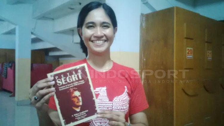 Media Officer PSM Makassar, Andi Widya Syadzwina. Copyright: Muhammad Nur Basri/INDOSPORT