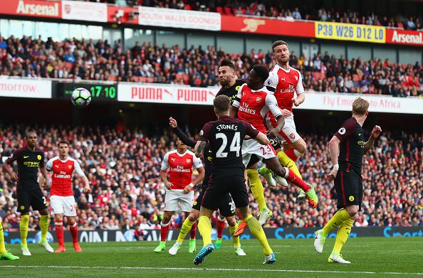 Arsenal saat melawan Man City. Copyright: Clive Rose/Getty Images