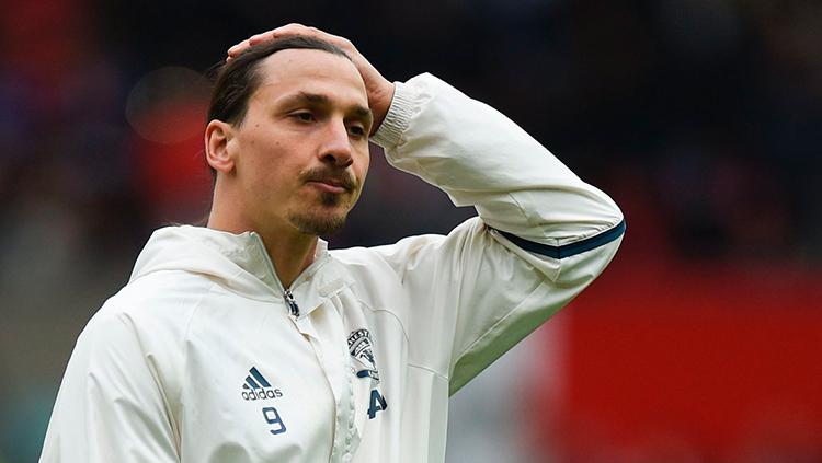 Zlatan Ibrahimovic menyebut dirinya lebih superior ketimbang penyerang legendaris milik Chelsea, Didier Drogba.