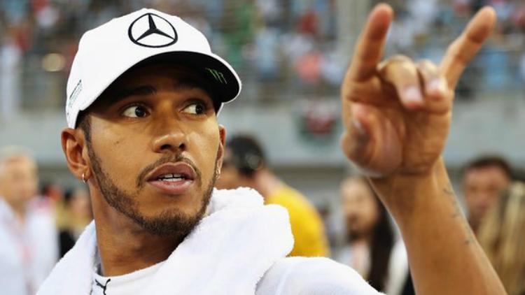 Pembalap Mercedes, Lewis Hamilton. Copyright: Mark Thompson/Getty Images
