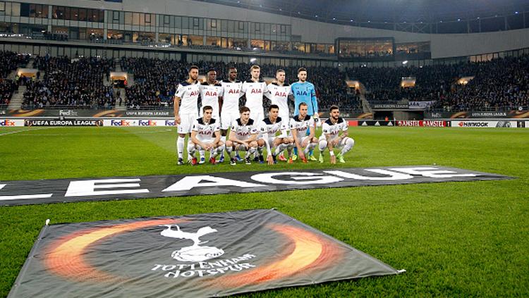 Skuat Tottenham saat berlaga di leg pertama babak 32 besar melawan K.A.A Gent Copyright: Dean Mouhtaropoulos/Getty Images