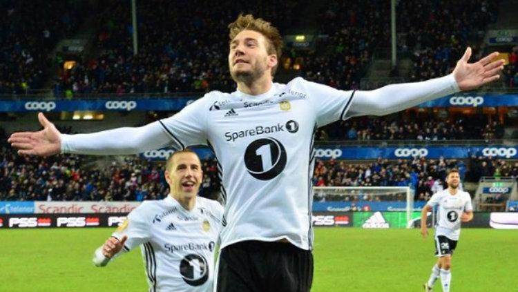 Pemain anyar Rosenborg, Nicklas Bendtner. Copyright: Instagram/@bendtner14
